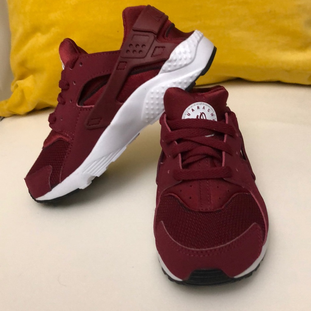 Red and white Nike huarache